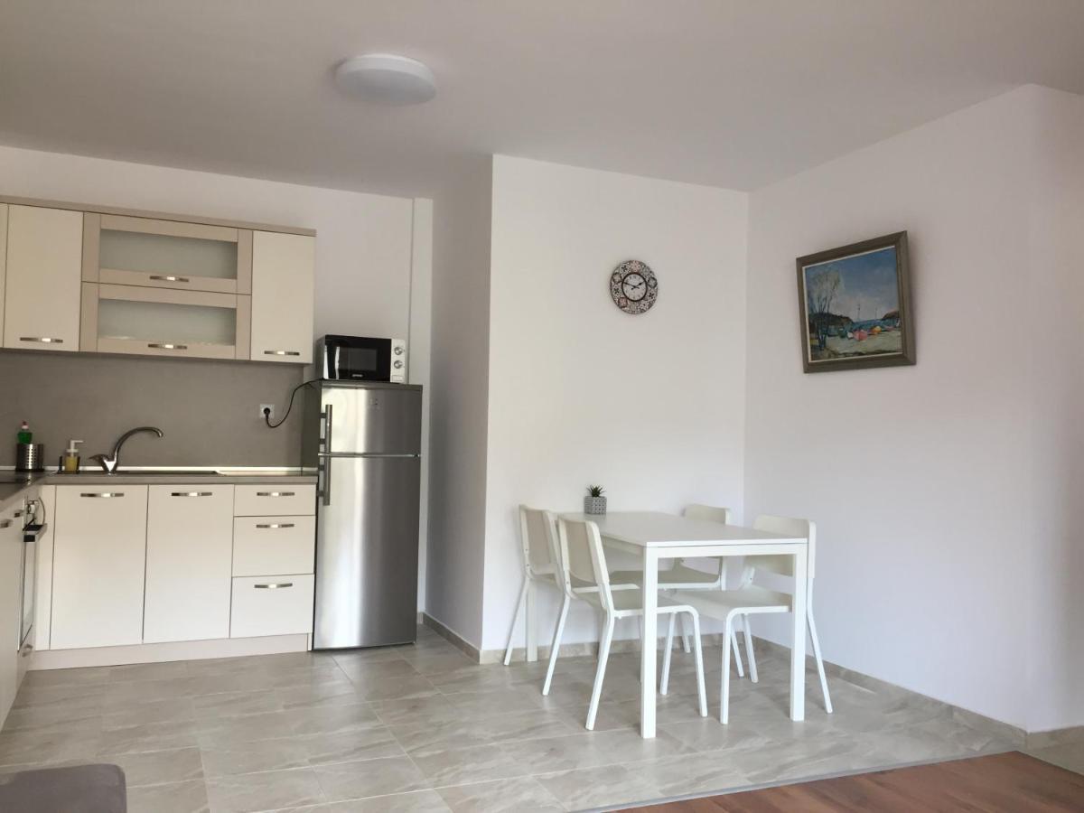 Apartments Dione Πομόριε Εξωτερικό φωτογραφία